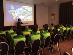El equipo dirigido por Raúl Gutiérrez tuvo inicio incierto. TWITTER / @miseleccionmx