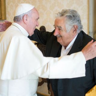 Mujica se reúne con el Papa Francisco