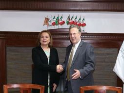 Entre los temas tratados en el encuentro, destacan los avances en el estado de Derecho y de Combate a la Delincuencia. TWITTER / @ArelyGomezGlz