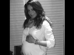 Presume su pancita en redes sociales. TWITTER / @silvnavarro