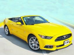 Rápido. Así como acelera el Mustang Convertible, el mecanismo de apertura del toldo se despliega en apenas siete segundos. ESPECIAL /  L. Sillas