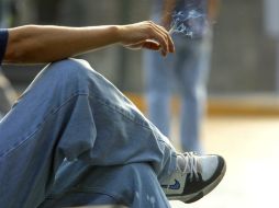 En la actualidad al rededor de tres millones de adolescentes mexicanos entre 13 y 15 años probaron un cigarro. EL INFORMADOR / ARCHIVO