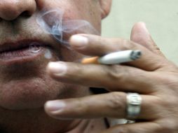 Los pacientes que deciden dejar el tabaquismo en promedio tienen entre 40 y 60 años de edad y llevan fumando más de dos décadas. EL INFORMADOR / ARCHIVO