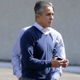 Sergio Bueno es el nuevo técnico de Cruz Azul