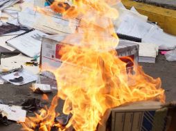Se quemaron más de 100 mil boletas electorales. SUN / ARCHIVO