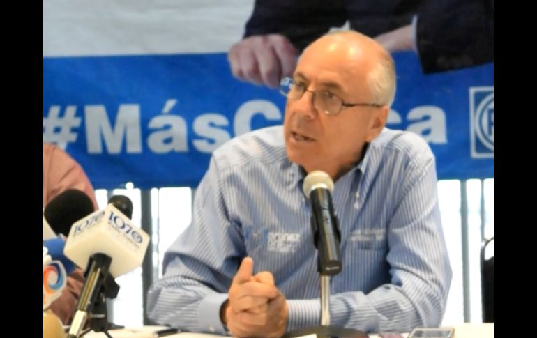 Martínez Mora llamó a los demás candidatos a hacer del conocimiento de la opinión pública sus gastos de campaña. ESPECIAL / Luis Guillermo Martínez Mora