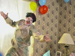 En 'El payaso del mal' se desmenuza el misterio de un excéntrico disfraz de payaso que convierte a sus portadores en asesinos. ESPECIAL / Gussi Cinema
