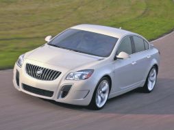 En cada línea el auto combina perfectamente la elegancia y deportividad, sin caer en los excesos. Nos parece una opción atractiva.  /