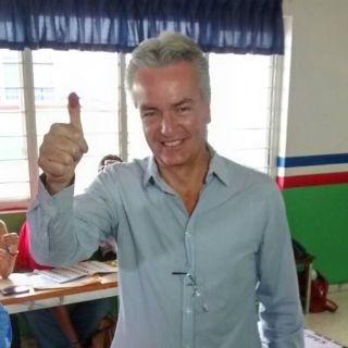 Petersen acude a votar confiando en nueva oportunidad