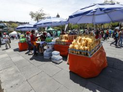 Hasta el momento, el Ayuntamiento tapatío no ha dado a conocer el saldo del operativo en contra de los vendedores informales. EL INFORMADOR / ARCHIVO