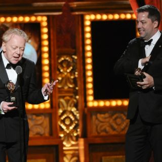 Británicos triunfan en la 69 entrega de los premios Tony