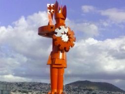 Para subir al mirador los visitantes tienen que pagar cinco y diez pesos por niños y adultos, respectivamente. FACEBOOK / AZonal