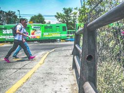 Protección. Así lucen las barreras del canal de Patria, al cruce con Federalismo. EL INFORMADOR / R. TAMAYO