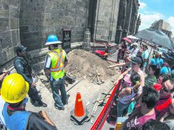 HALLAZGO. Tras encontrar restos de piezas de cerámica junto a Catedral, paran trabajos de Línea 3. EL INFORMADOR / R. Tamayo