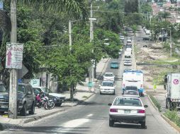 En veremos. La demanda de vecinos y automovilistas es que la arteria se amplíe a cuatro cuerpos de tránsito. EL INFORMADOR / R. Tamayo