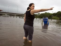 Se mantiene activa una advertencia de inundación repentina para una extensa franja que va desde el norte, centro y sureste de Texas. AP / S. Villanueva