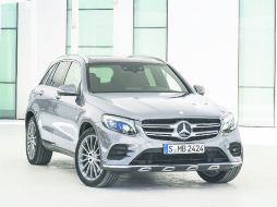 Más grande. En comparación a la GLK, la GLC creció en todos sus ángulos, lo que beneficia al espacio interior. ESPECIAL / Mercedes-Benz