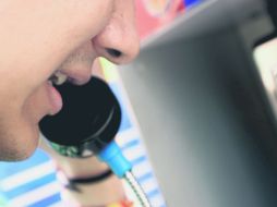 Si bien un juez puede autorizar a la PGR intervenir el teléfono de una persona, el procedimiento no puede ser mayor a seis meses. EL INFORMADOR / E. Barrera