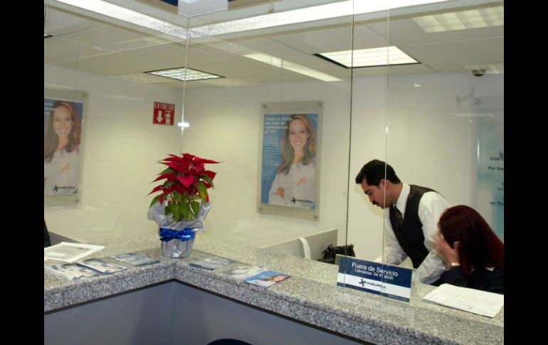 Esta adquisición permitirá acelerar la implementación de su estrategia de banca de menudeo. EL INFORMADOR / ARCHIVO