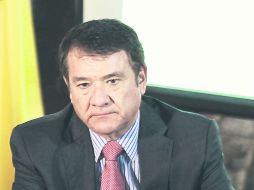 El secretario de Planeación, Administración y Finanzas, Héctor Rafael Pérez Partida, habla sobre la Ley de Ahorro del Estado. EL INFORMADOR /