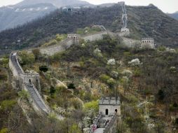 La Gran Muralla, de unos ocho mil kilómetros de longitud, empezó a construirse en el siglo III a.C. EFE / ARCHIVO