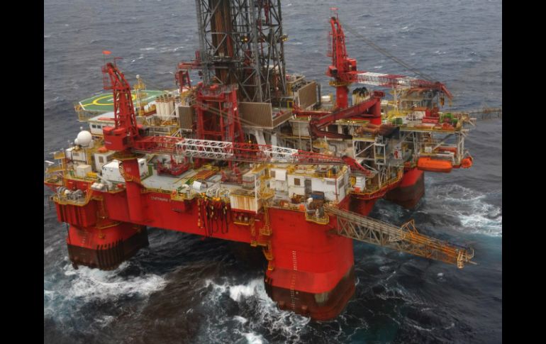 Se incautaron buques y una plataforma semisumergible, como la que se muestra en la imagen, según informó el sitio en internet Fiscales. NTX / ARCHIVO