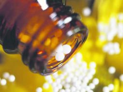 ¿Cómo es que alguien piensa que va a curar gente luego de dos sesiones sobre los chacras o el aura? EL INFORMADOR / ARCHIVO