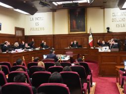 El Tribunal sostiene que la ley del servicio profesional docente no viola el derecho de libertad de los maestros. NTX / ARCHIVO