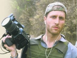 Matthew Heineman presenta en su documental la realidad que viven dos grupos que enfrentan con la fuerza a cárteles de la droga. ESPECIAL /