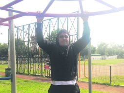 Alfonso Verduzco entrena con regularidad para mantenerse en forma. EL INFORMADOR /