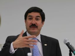 Barrio comenta que Corral es un hombre que no sabe andar con medias tintas y muy difícilmente puede decirse que carece de convicción. NTX / ARCHIVO