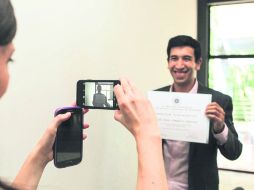 ITESO. El futuro legislador recibe reconocimiento por su alto desempeño estudiantil. EL INFORMADOR / R. Tamayo