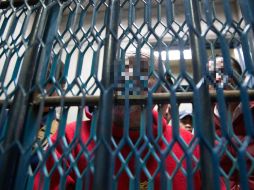 Torres Almeida firma contrato de intermediación bursátil en el que podría ser responsable de distraer recursos del erario público. EFE / ARCHIVO