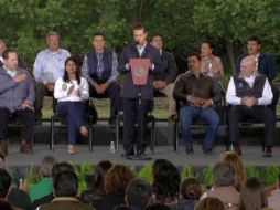 El Mandatario apunta que en la labor de preservar las zonas forestales participan productores, ejidatarios y comuneros. TWITTER / @PresidenciaMX