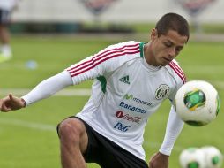 El 'Chicharito' se recupera satisfactoriamente de una lesión en el hombro que sufrió en un juego de preparación rumbo a la Copa Oro. AP / ARCHIVO