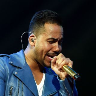 Romeo Santos repudia a Donald Trump en concierto