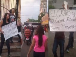 La mayoría de los escasos presentes eran jóvenes que por momentos gritaban repetidamente: '¡Chapo, Chapo!'. ESPECIAL / Periscope