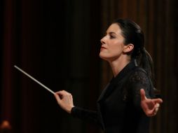 Pieza central. Alondra de la Parra, lista para hacer maletas y salir de gira con la OFL. EL INFORMADOR / ARCHIVO