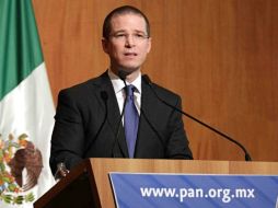 Ricardo Anaya (foto) sumó unas 234 mil firmas para su registro, mientras que Javier Corral recolectó 47 mil. NTX / ARCHIVO