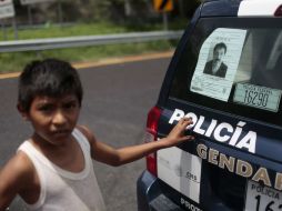 ''Es mejor que se cuide 'El Chapo' porque lo vamos a perseguir y a meterlo a donde pertenece, la cárcel'', dice Jack Riley. AFP / ARCHIVO