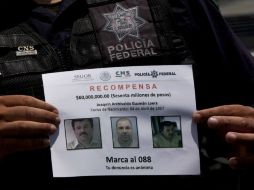 Promenten anonimato y llaman a la ciudadanía a colaborar en la detención de Joaquín Guzmán Loera comunicándose al 088. AP / M. Ugarte