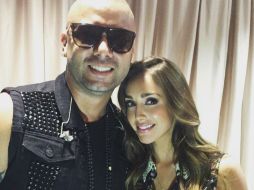 Anahí, la ex del grupo RBD, regresó a los escenarios después de cuatro años, en colaboración con el cantante Wisin. TWITTER / @Anahi