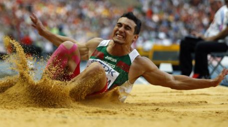 El sonorense buscará recuperarse por completo de sus lesiones para asistir al Campeonato Mundial de la especialidad. AFP / ARCHIVO
