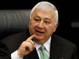 Chuayffer señala que se mezclarán los buenos maestros, con otros que sustituyan a los que no deseen dar clase. NTX / ARCHIVO