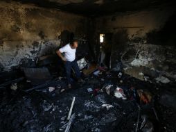 Judíos extremistas lanzaron bombas molotov contra dos casas y causó la muerte del menor de la familia. EFE / A. Baderneh