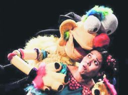 'Mía', montaje basado en la dramaturgia de Amaranta Leyva, aborda el tema de la violencia intrafamiliar. ESPECIAL / Proyecto.4to.studio