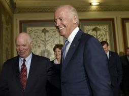 Los asistentes consideran que este mes Biden deberá tomar una postura al respecto y decidir si desafía a Clinton. AP / ARCHIVO