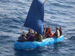Sólo los inmigrantes cubanos que son interceptados en alta mar son regularmente repatriados. AP / ARCHIVO