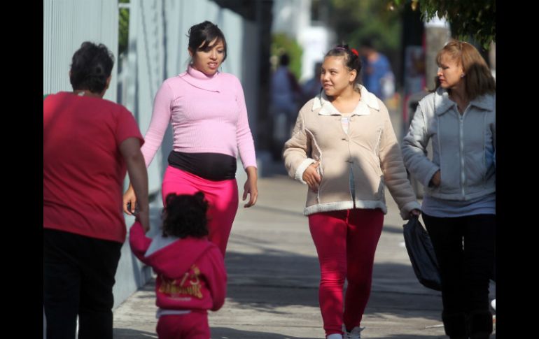 Algunas mujeres no se consideran capaces de enseñarles a los niños a ser buenas personas. EL INFORMADOR / ARCHIVO