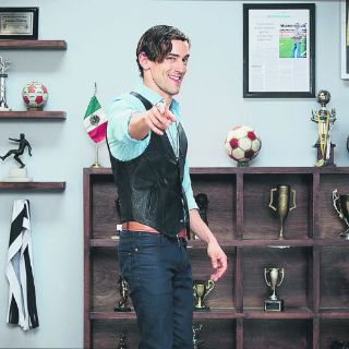 'Club de cuervos', comedia sin apariencias